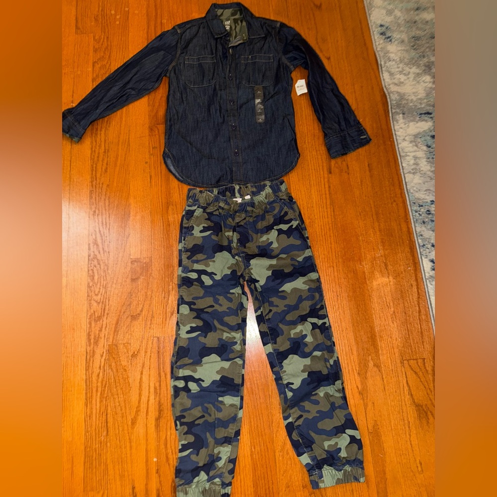 GAP Kids Navy and Camouflage Matching Set